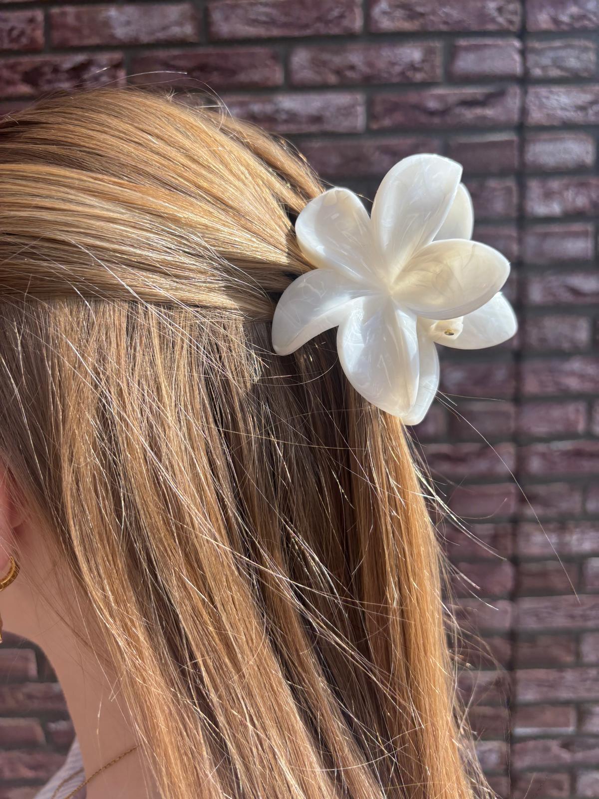 Romy hairclip